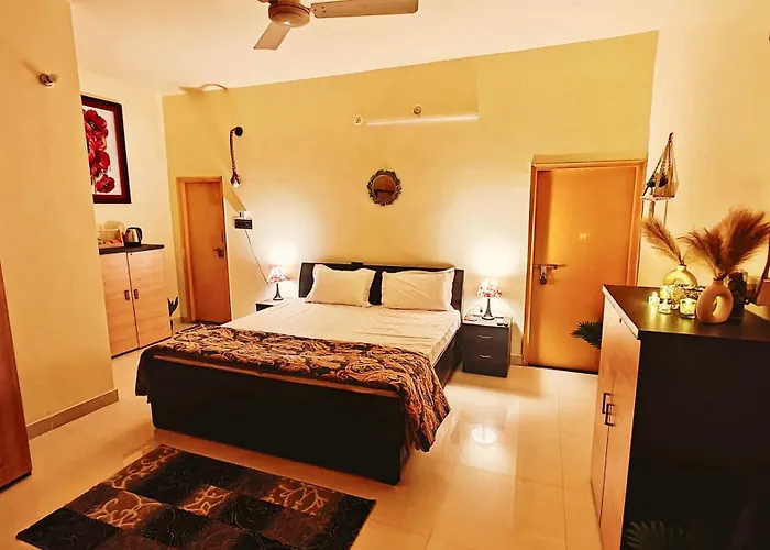 The Yellow House - Couple'S Getaway In Gomti Nagar- 1 Bhk Lucknow
